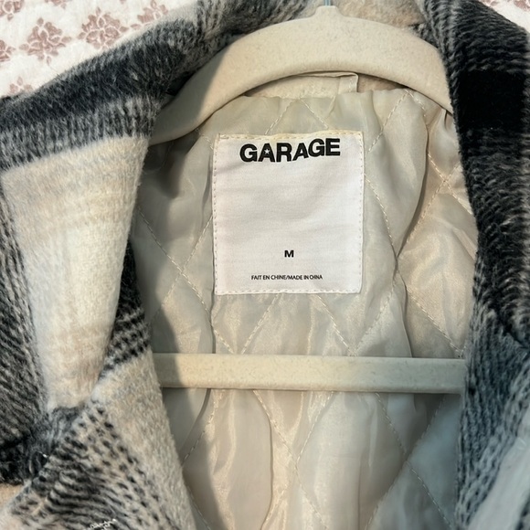 Garage Cream Black Gray Plaid Vicinity Oversized Quilted Shacket Size Medium - Picture 9 of 12